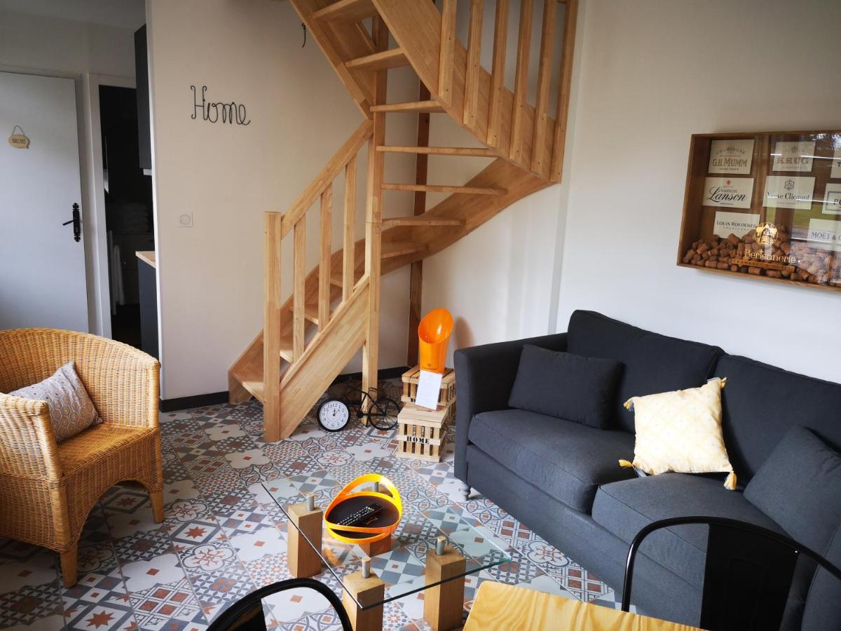 La Bertonnerie En Champagne Bed & Breakfast Prunay Exterior photo